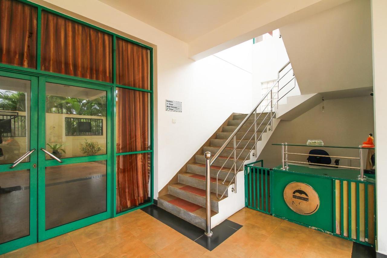 Oyo 290 Night Station Hotel Panadura Exterior photo